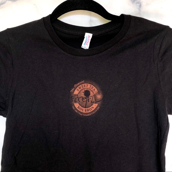 **SOLD** Firefly Sweet Tea Bourbon t-shirt - Picture 2 of 3